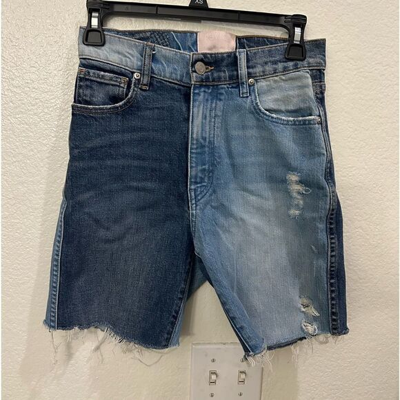 REVICE SHORTS  - Picture 2 of 4